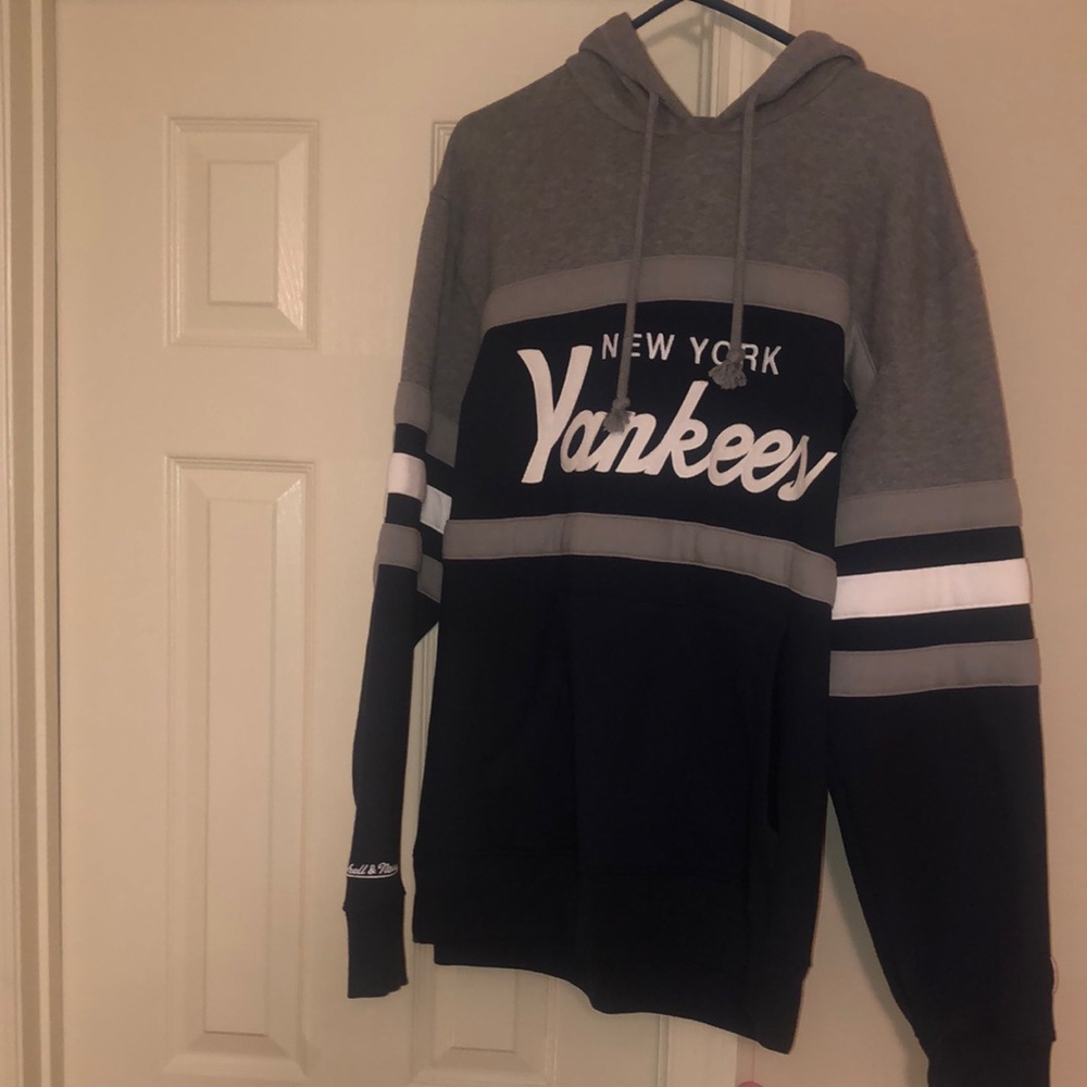 Mitchell & Ness Yankees Script Hoodie
